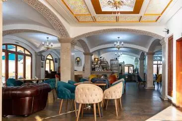 Mahdia   Baghdadi   Laourient Apartments, Restaurant, Café