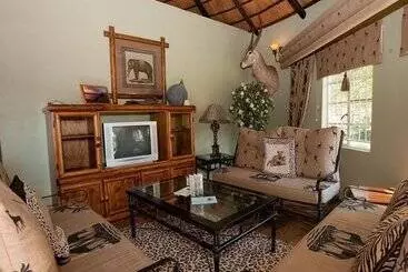 فندق Ditholo Game Lodge