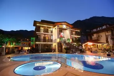 هتل Mervehan Residence