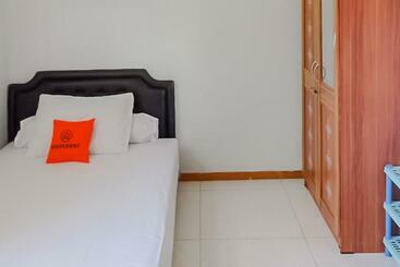 Отель Koolkost @ Cipaganti Street Bandung