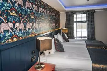 ホテル Crown Quarter