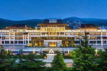 Atour Hotel Xuzhou Yunlong Lake China University Of Mining And Technology