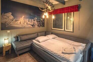 茅舍 Harriniva Adventure Resort