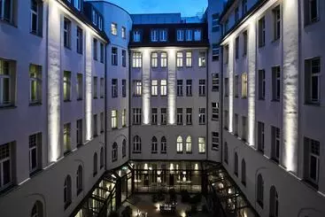 Hotel Roomers Berlin Steinplatz, Autograph Collection