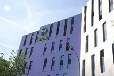 B&b Hotel Paris Porte Des Lilas