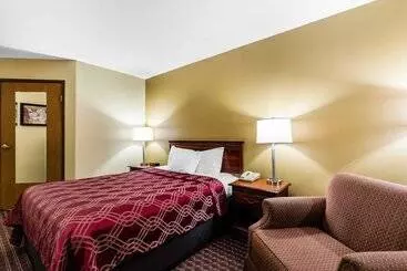 ホテル Econo Lodge Inn & Suites