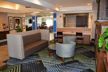 Holiday Inn Express Hotel & Suites Evanston, An Ihg
