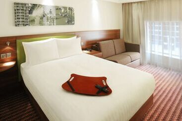 בית מלון כפרי Hampton By Hilton Sheffield