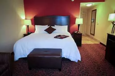 هتل Hampton Inn Union City