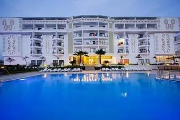 هتل Maya World Park