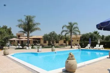 تختخواب و صبحانه Villa Alisia