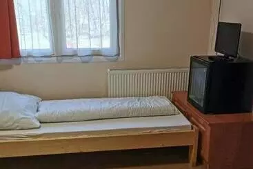 Aamiaismajoitus (B&B) Strand Motel, Vígadó Csárda