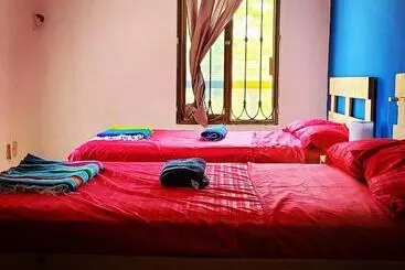 ユースホステル Sundaze Homestay