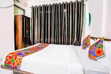 Fabhotel Wakad Villa   Nr Amar Business Zone