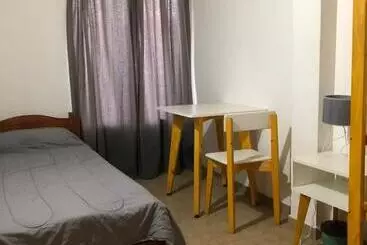 پانسیون El Faro Hostel