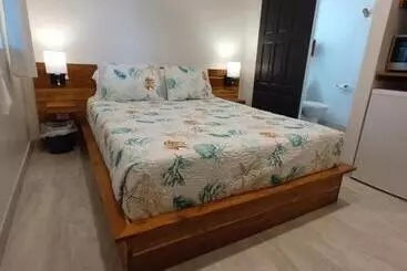 ユースホステル The Sea Glass Inn