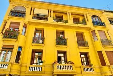 Pension Chambres Dans Guest House Centre Ville