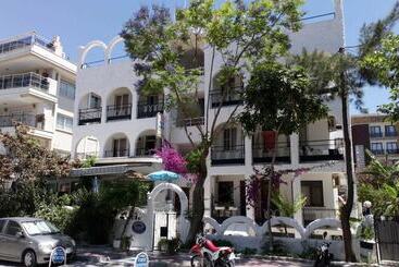 酒店 Villa Fortin Pansiyon