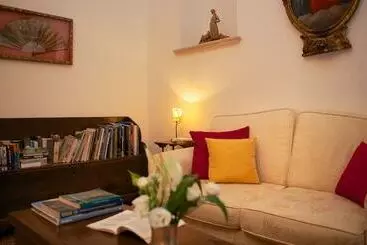 Romantic Hotel & Restaurant Villa Cheta Elite