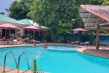 Hotel The Sharks Tail Dive Resort