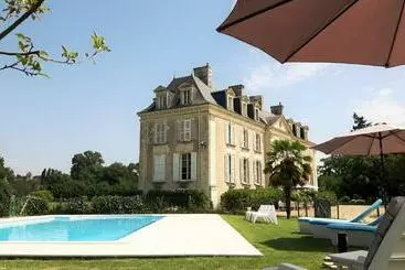 پانسیون Château La Mothaye Self Catering Apartments With Pool In The Loire Valley