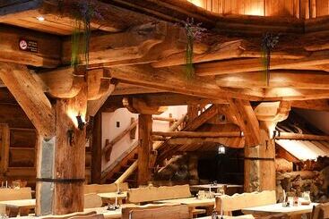 בית מלון כפרי Sabała