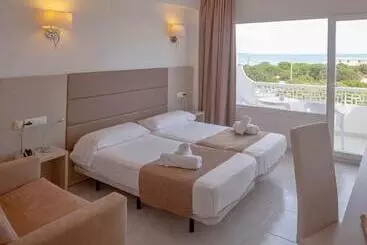 ホテル Roquetes Rooms  Formentera Break