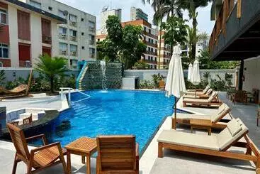 פנסיון Marmeu Tropical