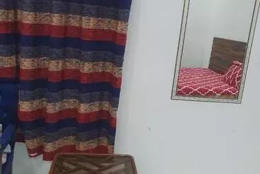 پانسیون Royal Galaxy Guest House