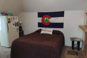 Aamiaismajoitus (B&B) Quiet Upstairs Studio Close To Town 420 Friendly