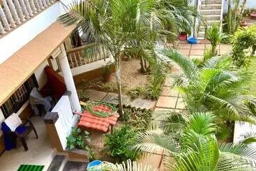ペンション Oasis Beach Resort