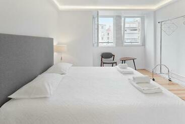 Pensione Room With Private Bathroom  Alcantara