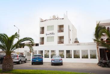 ホテル Gran Palma Paracas