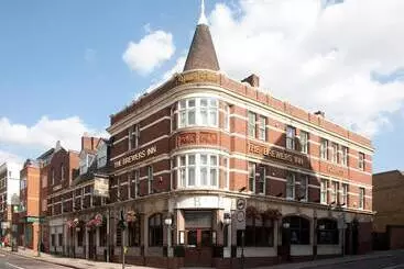 בית מלון כפרי The Brewers Inn