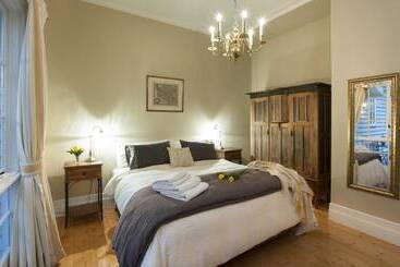 בקתות Moulton Park Homestead