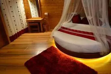 Pensió Room In Villa Lakerose Wayanad Resort