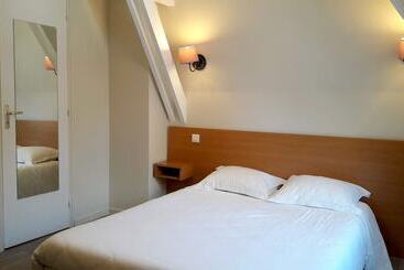 فندق Logis Auberge De La Fontaine