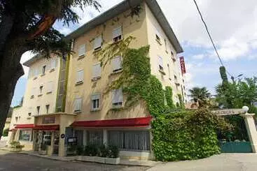 فندق Le Saint Georges