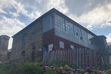 پانسیون Guesthouse Svani