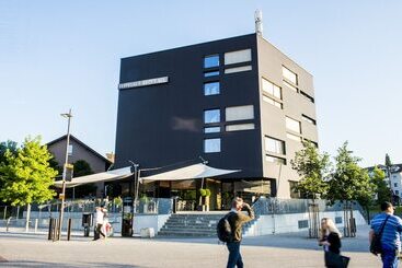 Aparthotel Apart  Welcoming L Urban Feel L Design