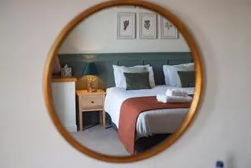 בית מלון כפרי Cliftonville