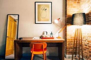 Отель Kings Arms