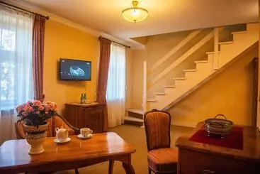 ホテル Pałac Paulinum