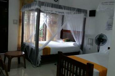 Pensionat Seadina Coral Home