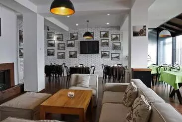 Hotelli Club2100