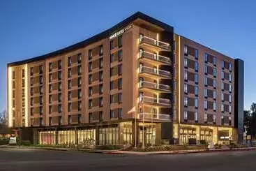 ホテル Home2 Suites By Hilton Woodland Hills