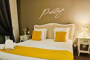 Отель Les Demoiselles