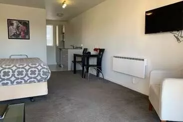 Salerno Motel Apartments