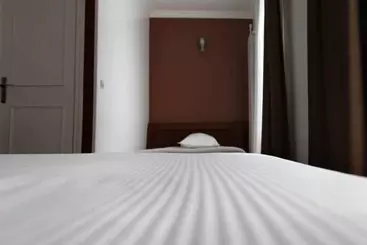 Briand Devient Hotel Ipl