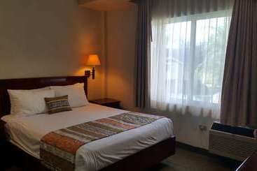 Szálloda Best Western Bazarell Inn